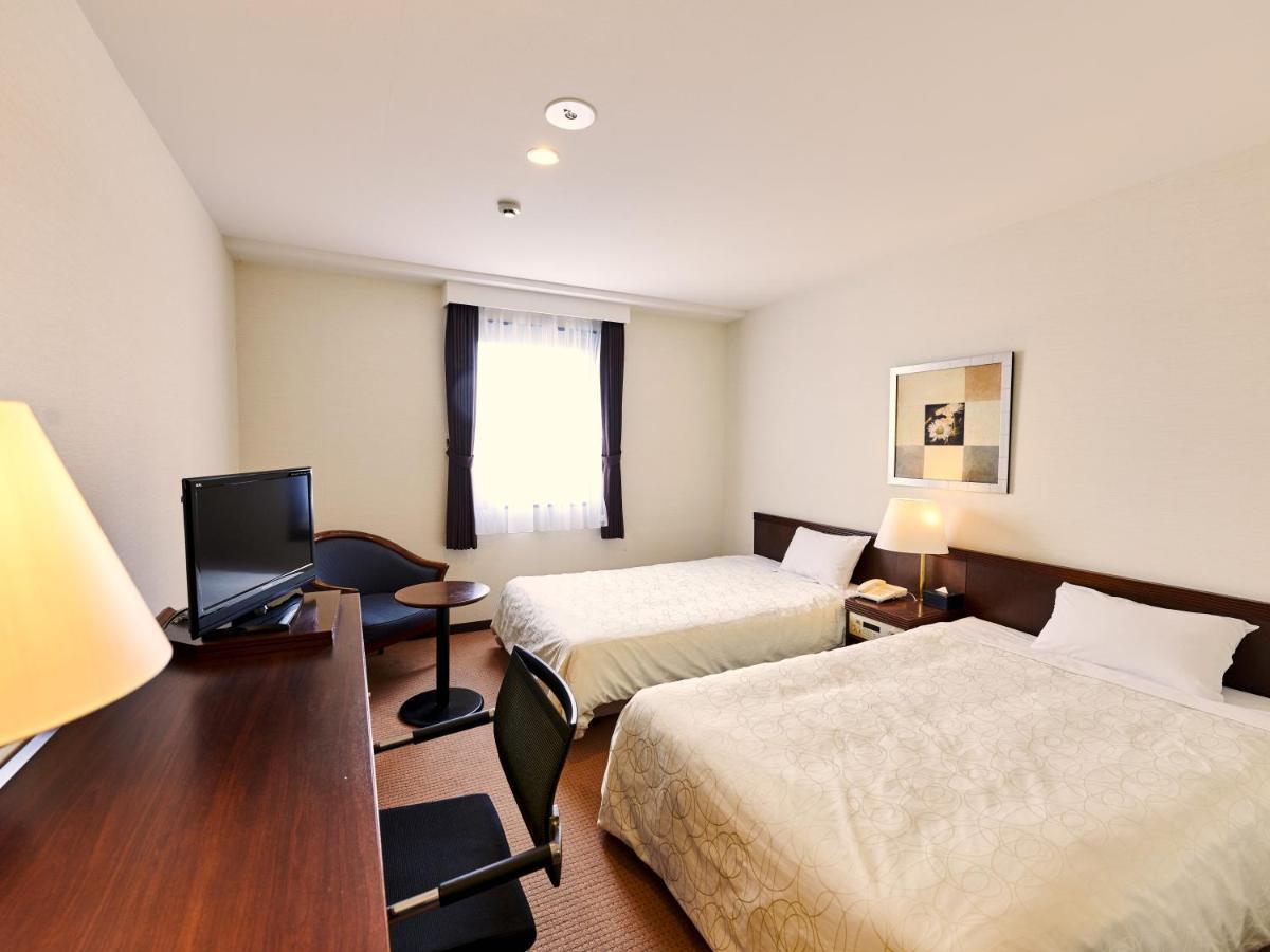 Hotel Courtland Нагано Экстерьер фото